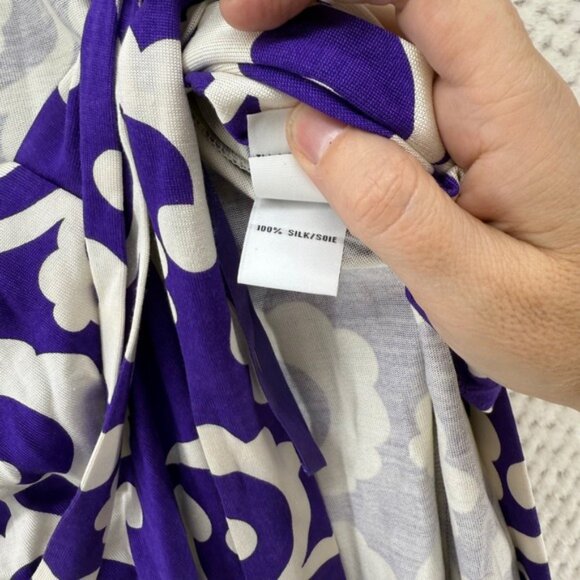 Diane von Furstenberg DVF Wrap Dress Quiet Purple White Floral 100 % Silk Size 8 - Picture 7 of 9
